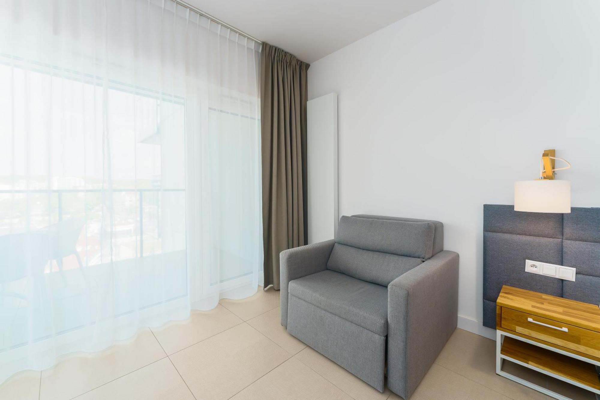 Aquamarina Prima Deluxe Studios With Sea View By Noclegi Renters Miedzyzdroje Bagian luar foto