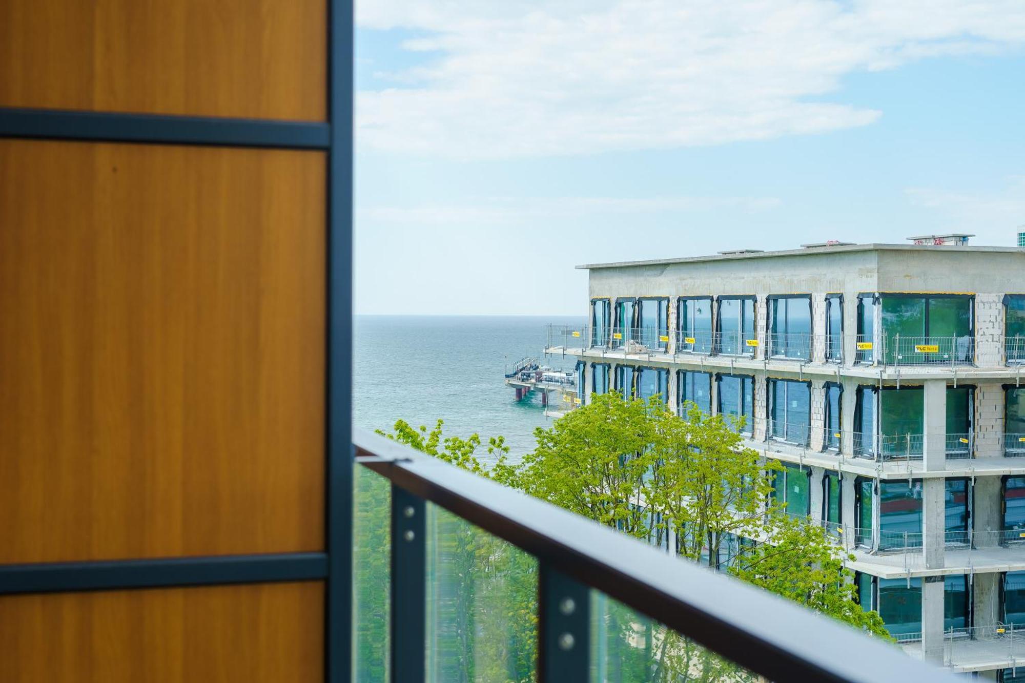Aquamarina Prima Deluxe Studios With Sea View By Noclegi Renters Miedzyzdroje Bagian luar foto