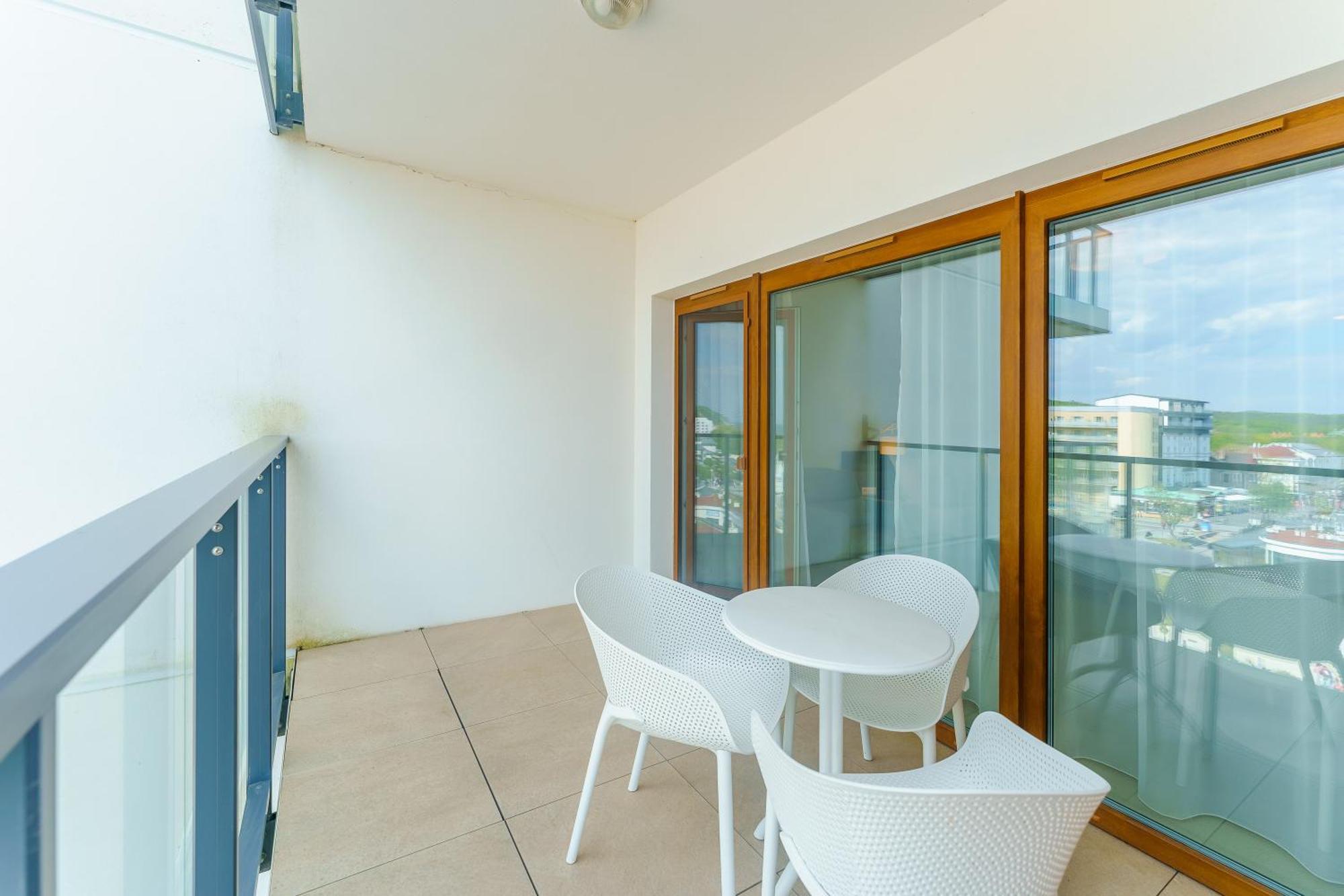 Aquamarina Prima Deluxe Studios With Sea View By Noclegi Renters Miedzyzdroje Bagian luar foto