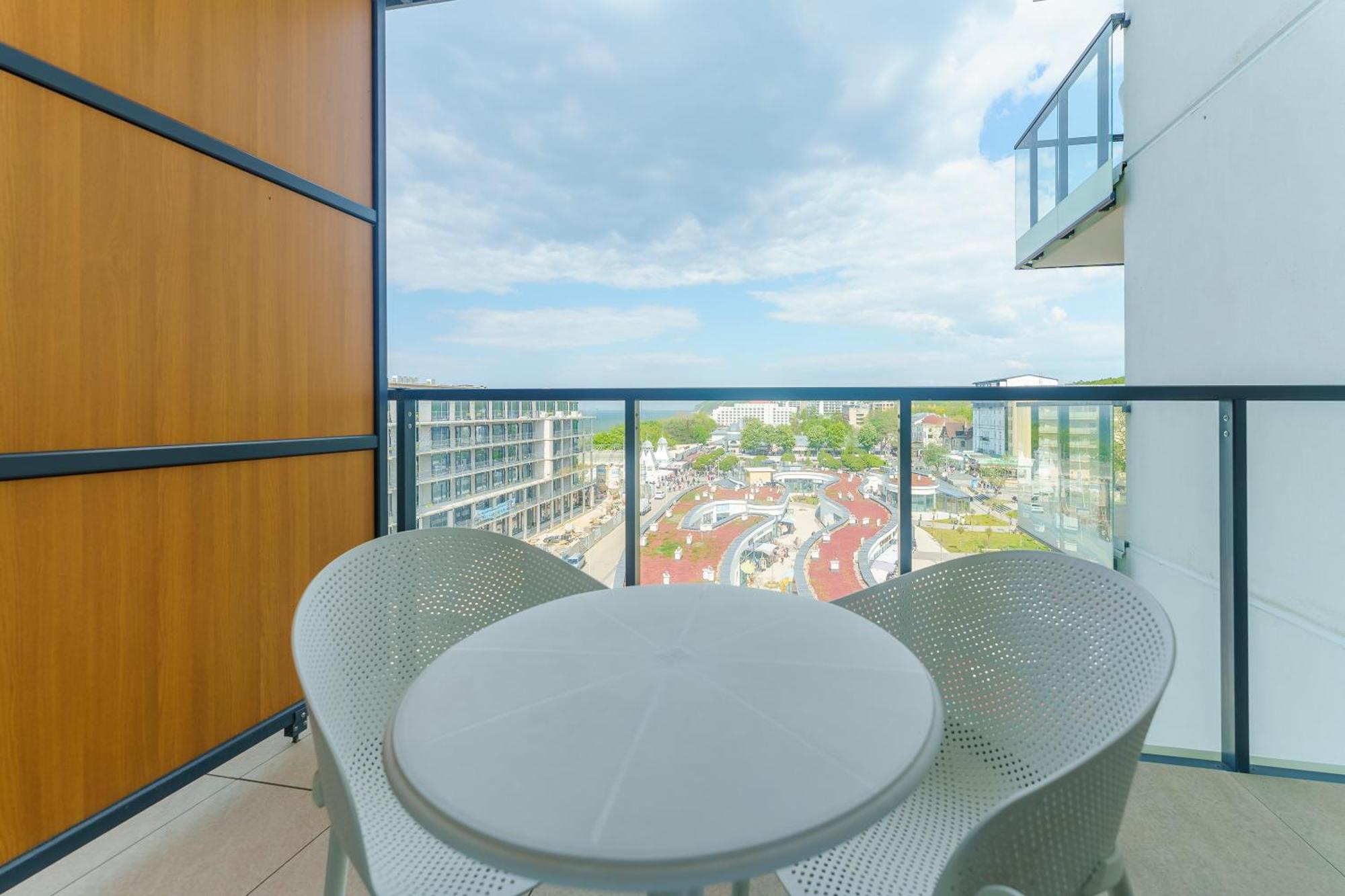 Aquamarina Prima Deluxe Studios With Sea View By Noclegi Renters Miedzyzdroje Bagian luar foto