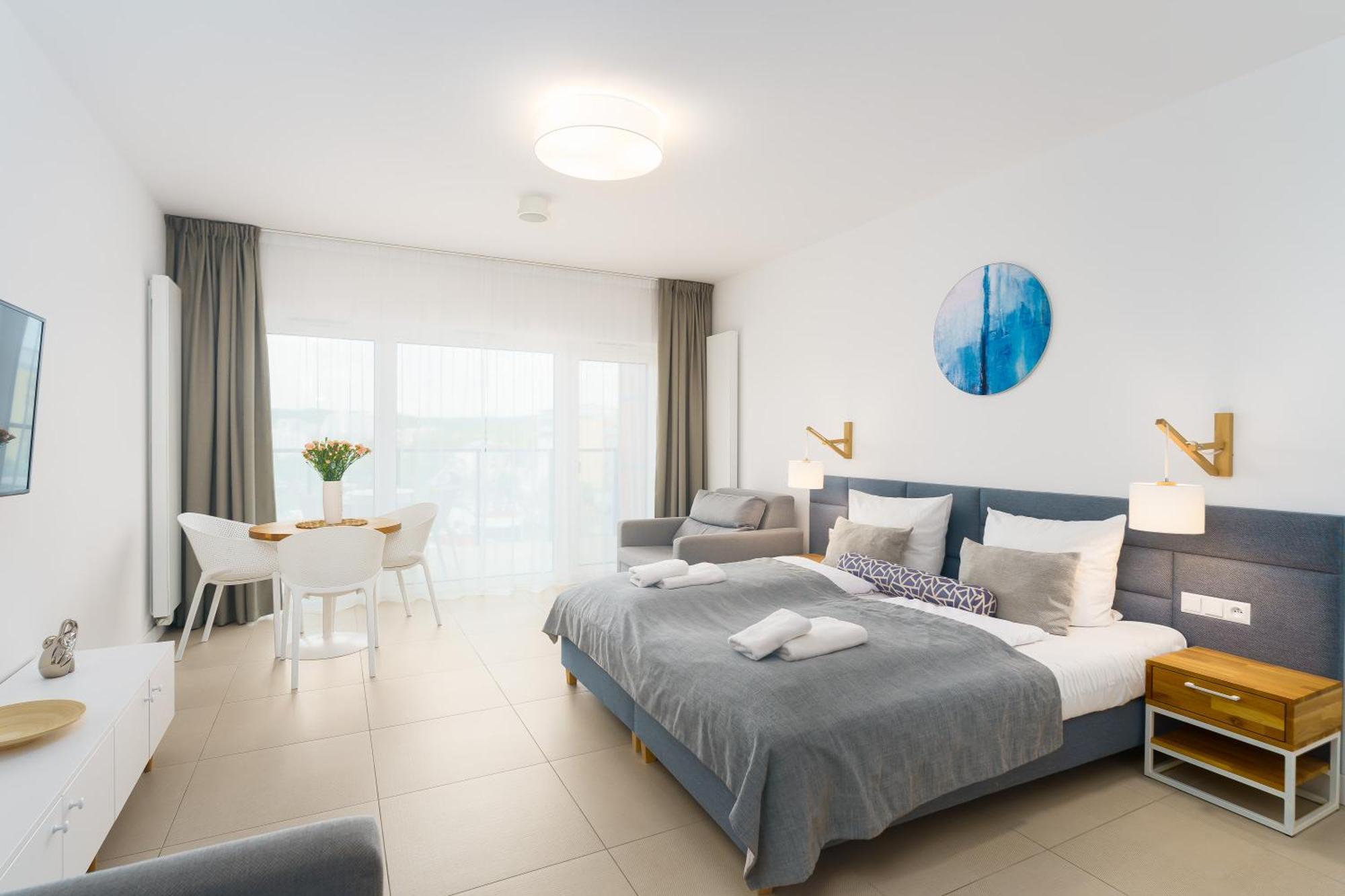Aquamarina Prima Deluxe Studios With Sea View By Noclegi Renters Miedzyzdroje Bagian luar foto