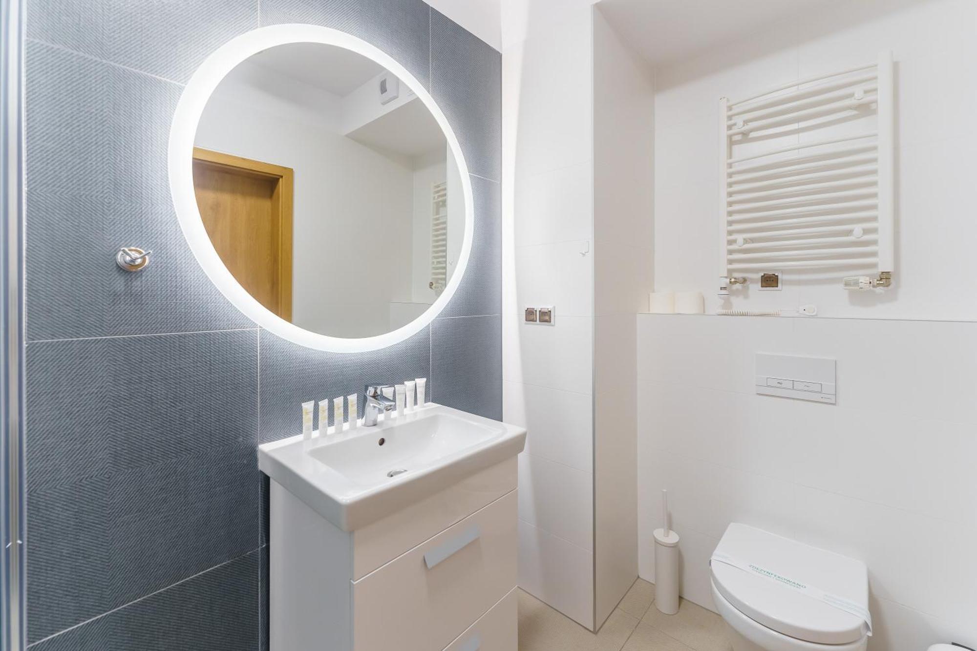 Aquamarina Prima Deluxe Studios With Sea View By Noclegi Renters Miedzyzdroje Bagian luar foto
